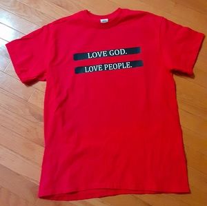 LOVE 😍GOD. LOVE PEOPLE TEE!!!😍